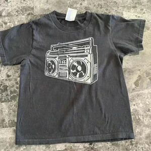 Unisex youth 80s Hip Hop Beatbox Boombox Black T-Shirt Size XS (5-6)